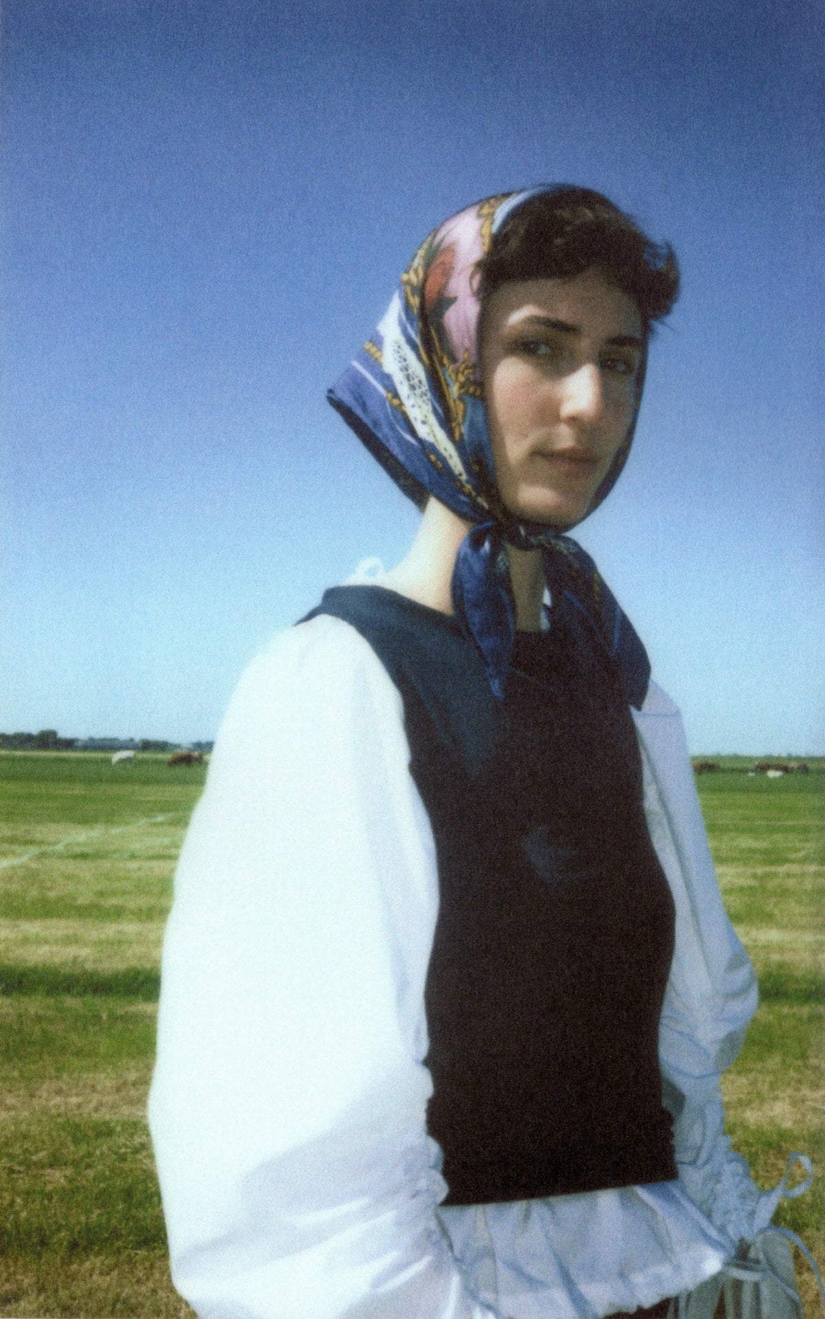 Oranje Kant scarf — campaign portrait
