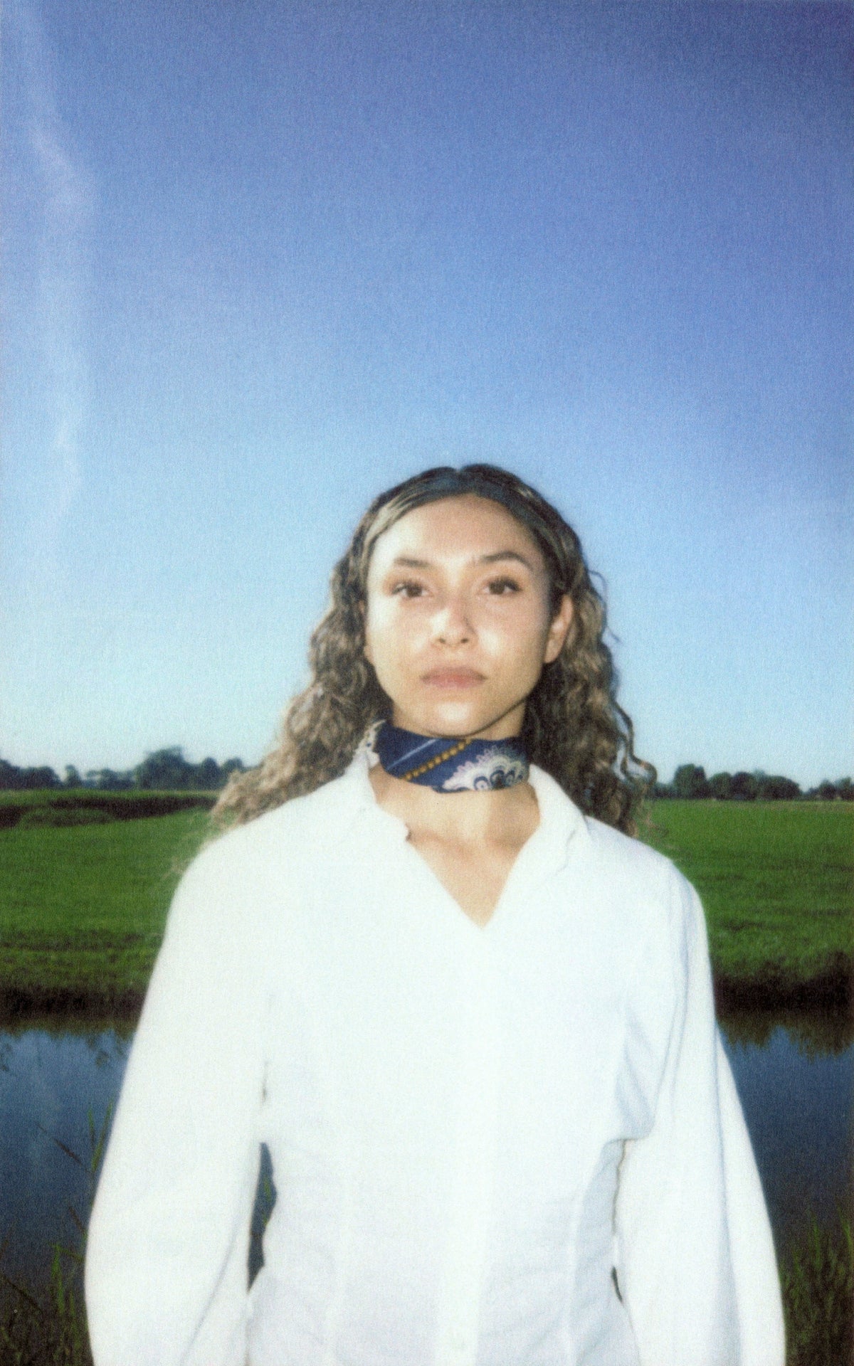 Oranje Kant scarf — campaign portrait